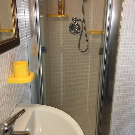 Zirisuni Bed & Breakfast *