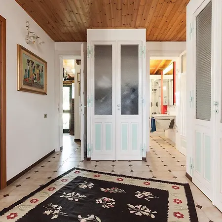 Zirisuni Отель типа 